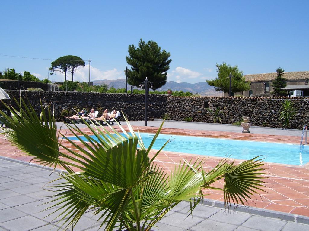 Etna Wine Azienda Agrituristica Passopisciaro Exterior foto