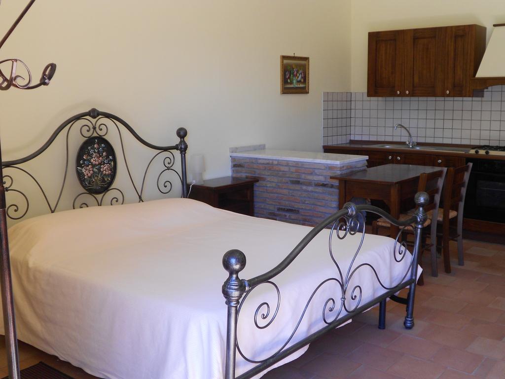 Etna Wine Azienda Agrituristica Passopisciaro Habitación foto